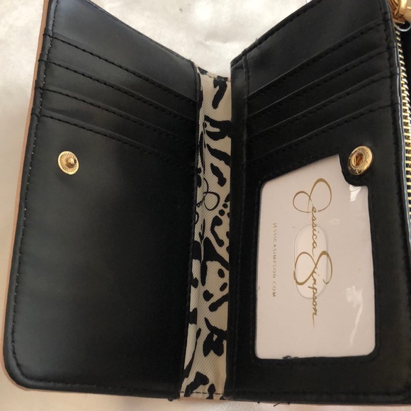 Jessica Simpson Jaclyn Medium Fran Faux Leather Wallet Color Powder Blush NWT - Picture 9 of 12